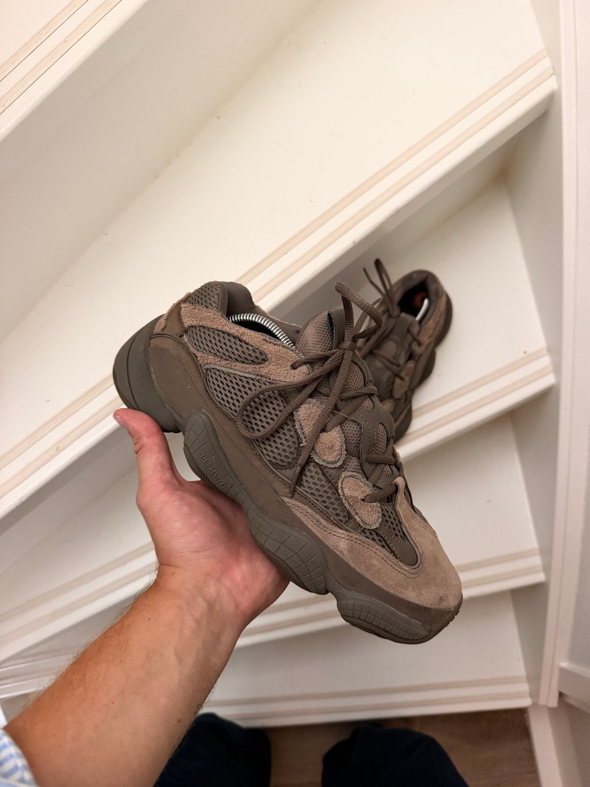 Adidas YEEZY 500 Clay Brown maat 44, Bruin, Ophalen of Verzenden, Sneakers of Gympen, Zo goed als nieuw