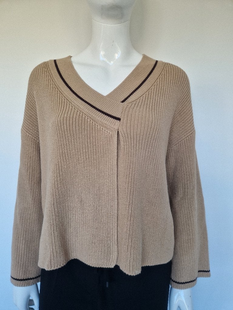 RIANI gebreide katoenen trui. Maat 36. Camel/beige, Bruin, Nijmegen, Verhip-vintage.nl, Nieuw