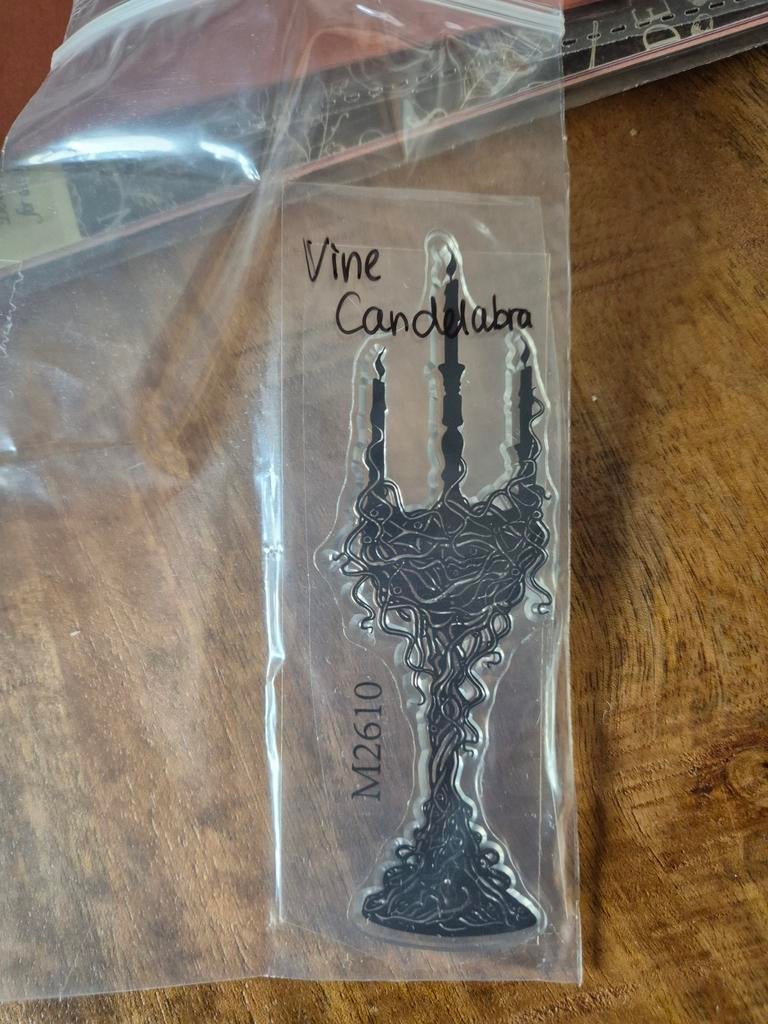 Lavinia Stempel - Vine Candelabra, Hobby en Vrije tijd, Stempelen, Ophalen of Verzenden, Nieuw, Clearstamp