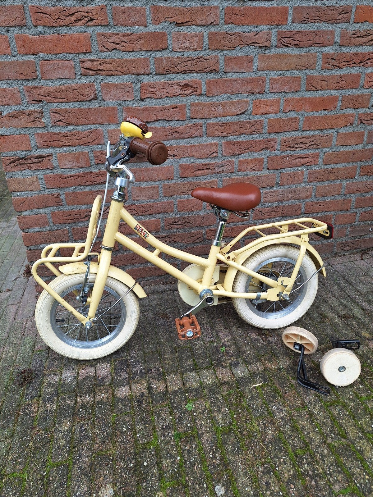 Kinderfiets 12 inch met zijwieltjes erbij, Ophalen, Terugtraprem, Zijwieltjes, Gebruikt