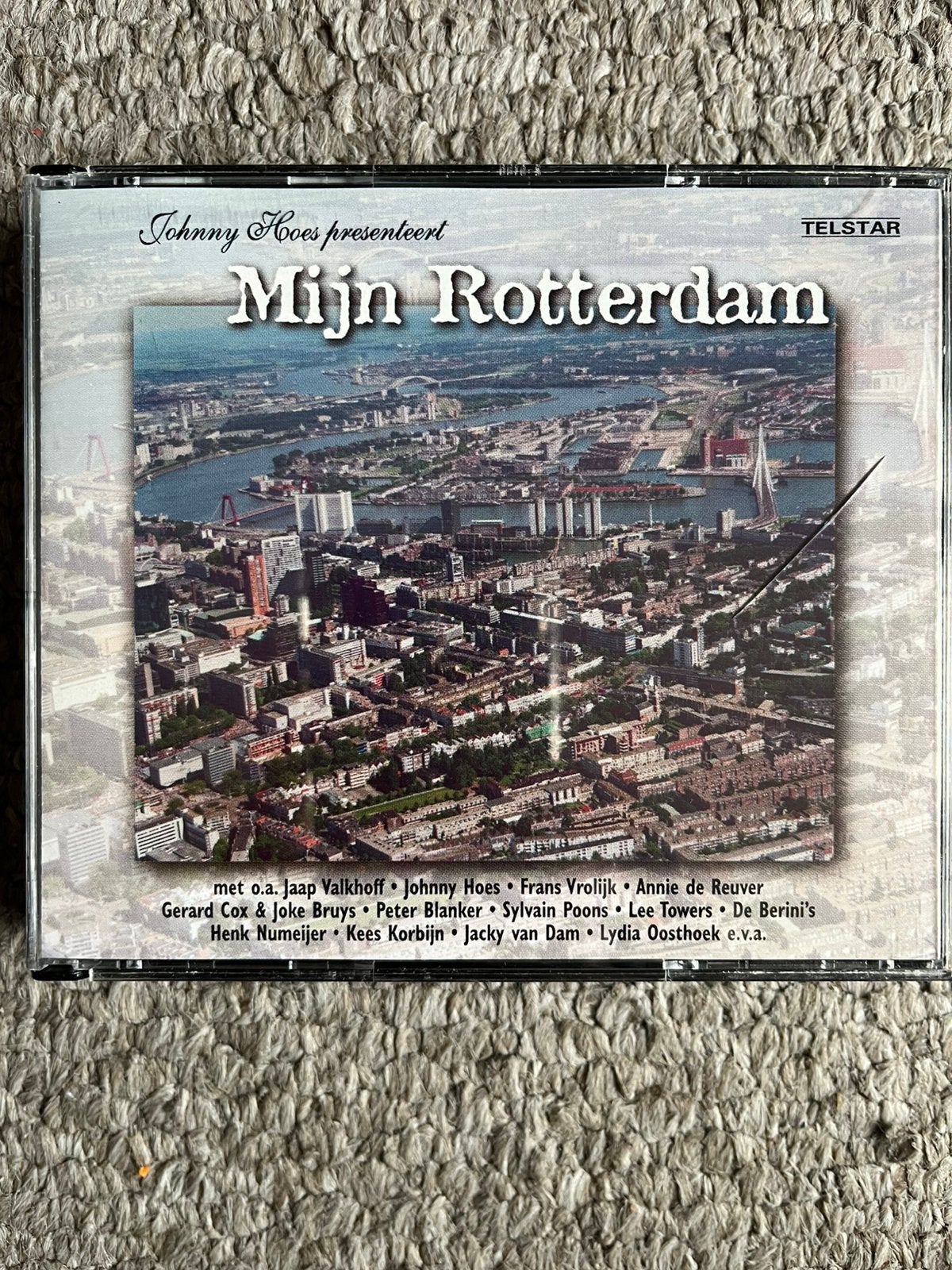 Mijn Rotterdam - Johnny Hoes, Cd's en Dvd's, Cd's | Nederlandstalig, Ophalen of Verzenden, Zo goed als nieuw, Levenslied of Smartlap