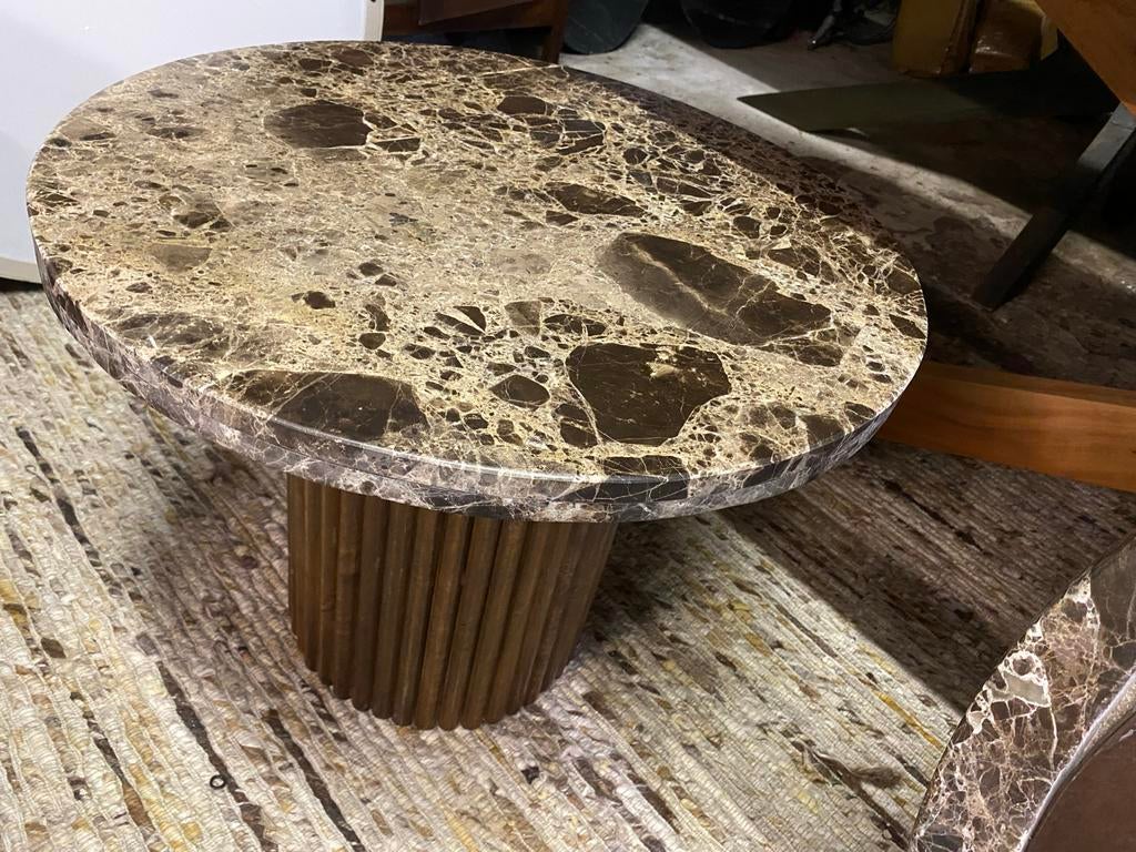 Bijzettafel echt bruin marmer 60x47 met mango houten poot, Overige materialen, Rond, Nieuw, 55 tot 75 cm