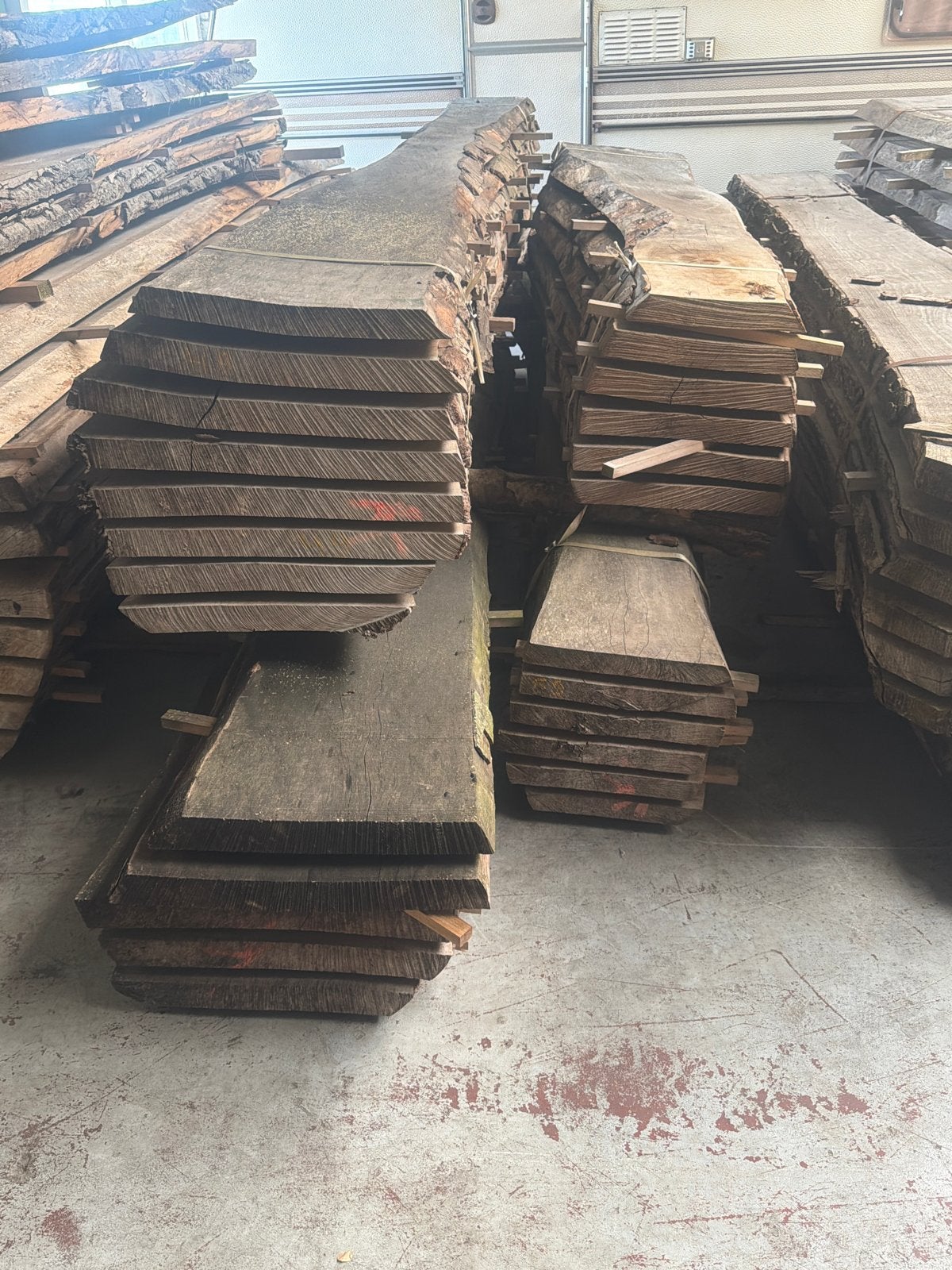 4 pakken gezaagd en gedroogd plataan hout, Ophalen, Gebruikt, Plank, Overige houtsoorten