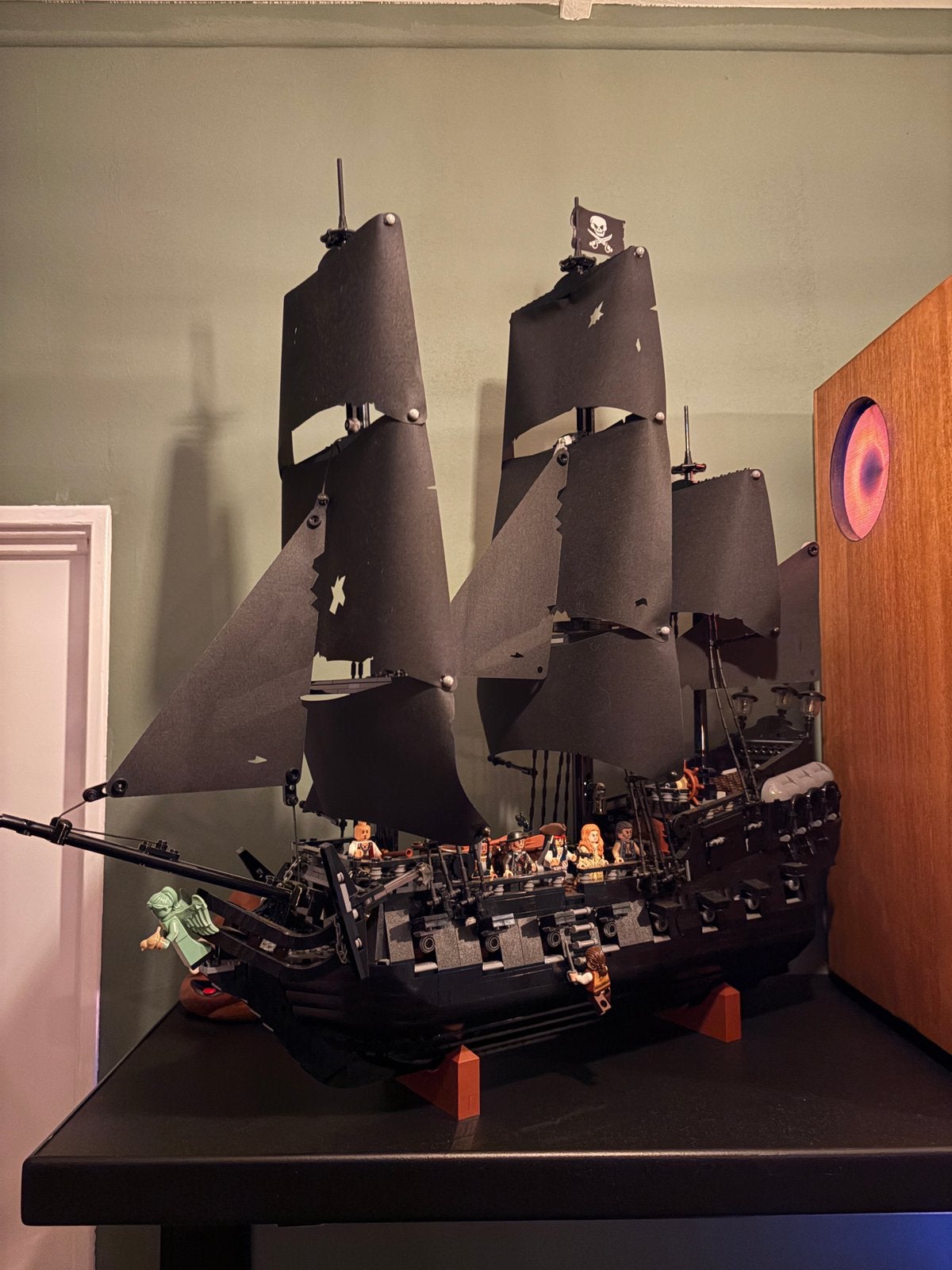 Lego 10365 Het piratenschip van kapitein Jack Sparrow, Ophalen, Lego, Zo goed als nieuw, Inclusief doos