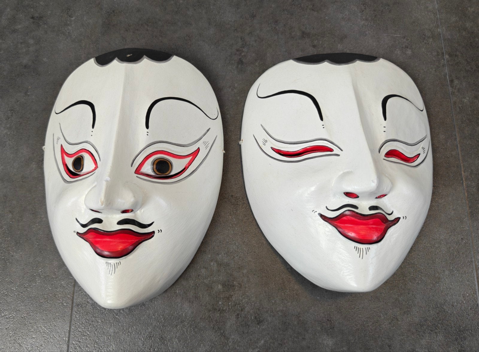 Set van 2 Handgesneden Javaanse Wayang Topeng Maskers, Ophalen of Verzenden