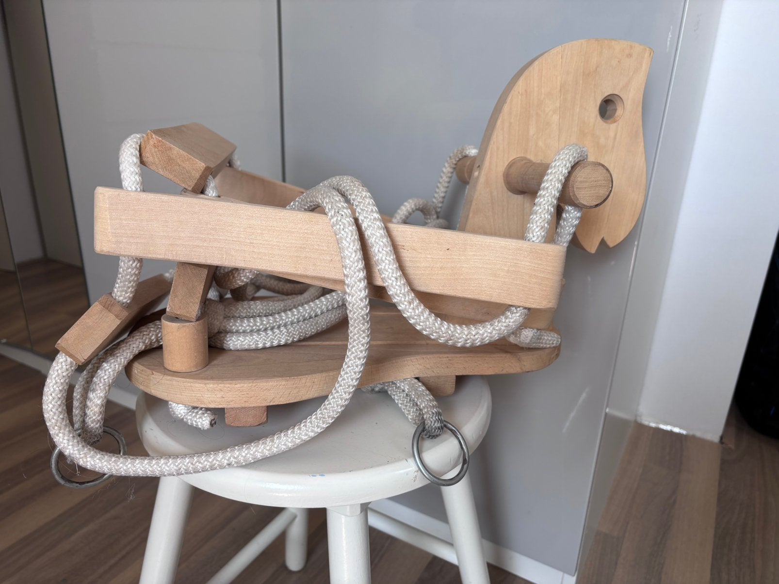 Houten schommel paard, Kinderen en Baby's, Speelgoed | Buiten | Speeltoestellen, Ophalen, Zo goed als nieuw, Schommel