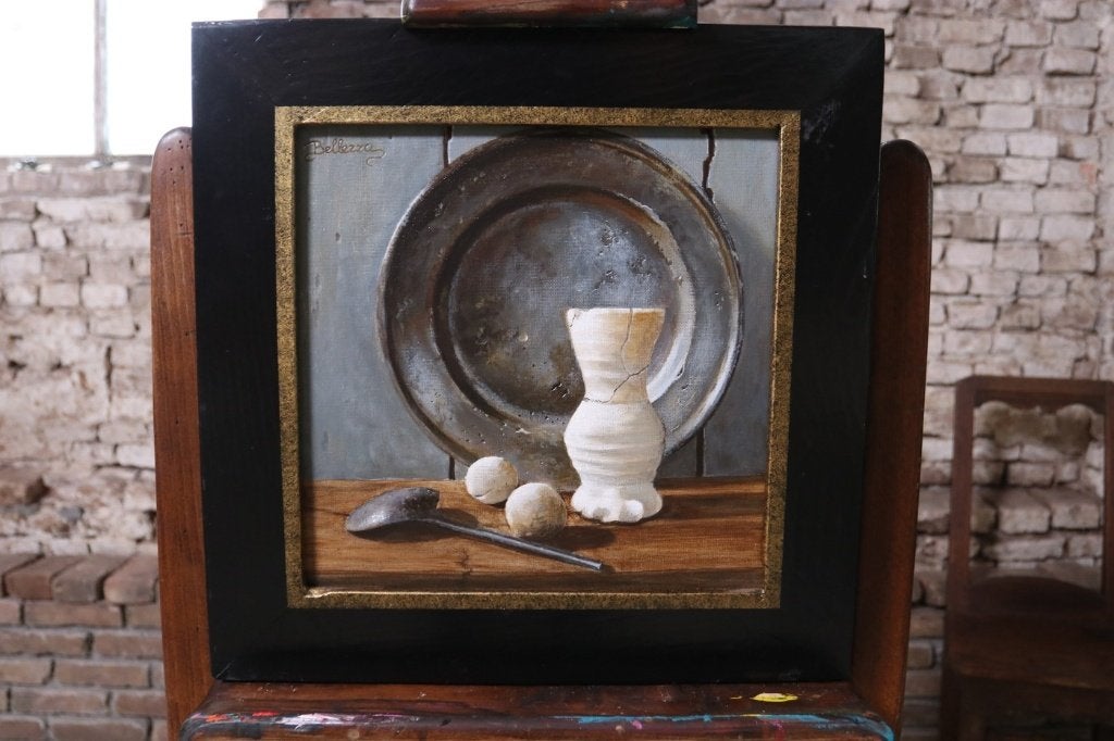 Stilleven tinnen schotel, Jacobakannetje – M. van den Berg, Antiek en Kunst, Ophalen, Acrylverf, Gesigneerd, Stilleven
