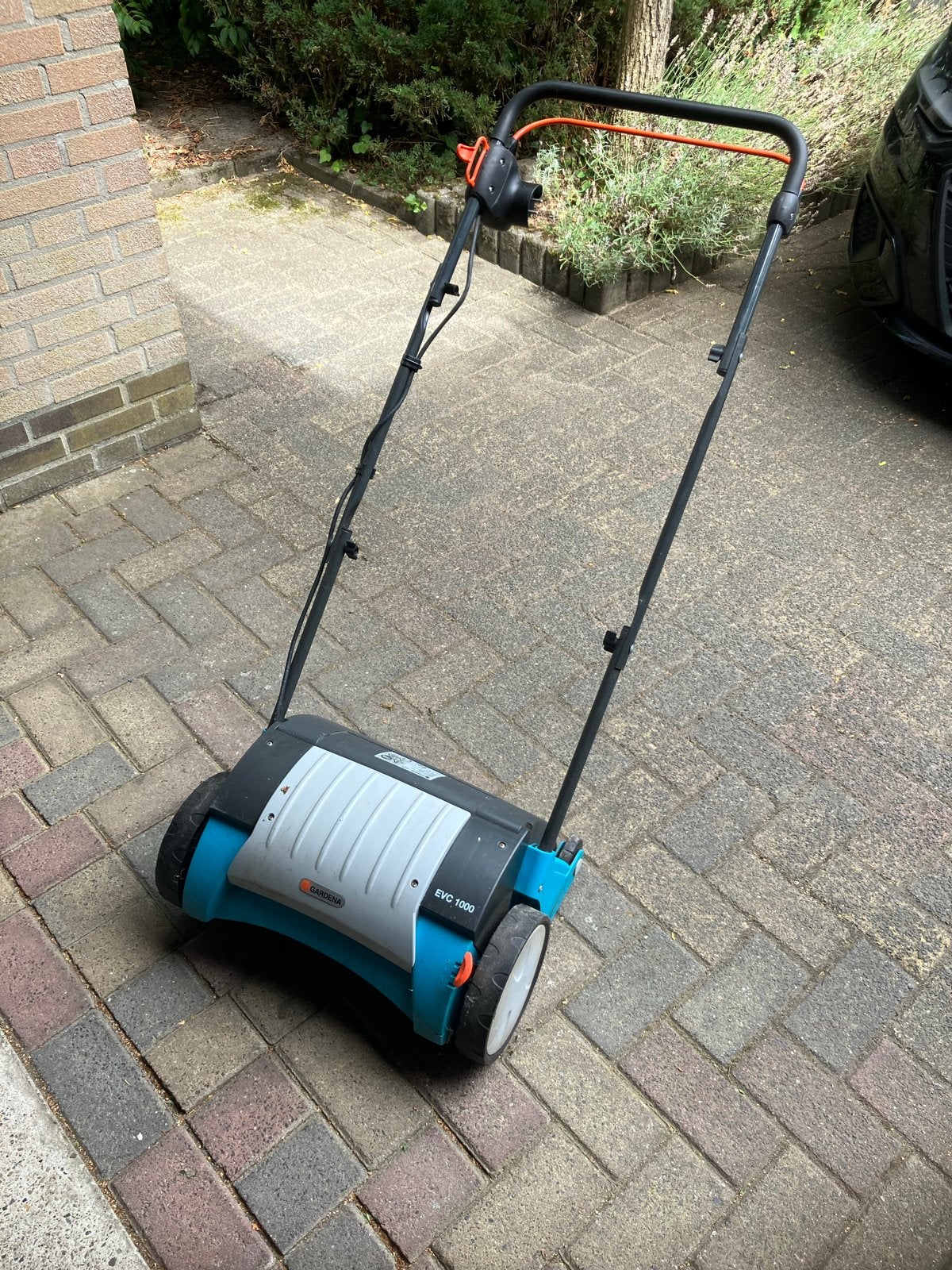 Gardena Verticuteermachine EVC 1000 - Elektrisch, Ophalen, Gebruikt, Elektrisch