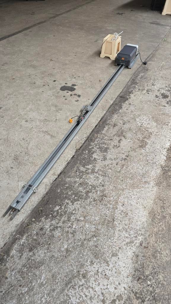 Deuropener, Ophalen of Verzenden, 120 cm of meer, Garagedeur, 215 cm of meer