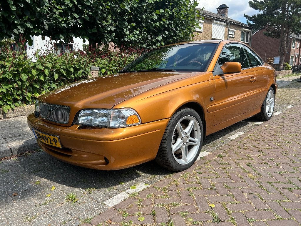 Volvo C70 Coupé 2.3 T5 Automaat, C70, 1465 kg, Overige kleuren, Automatische klimaatregeling