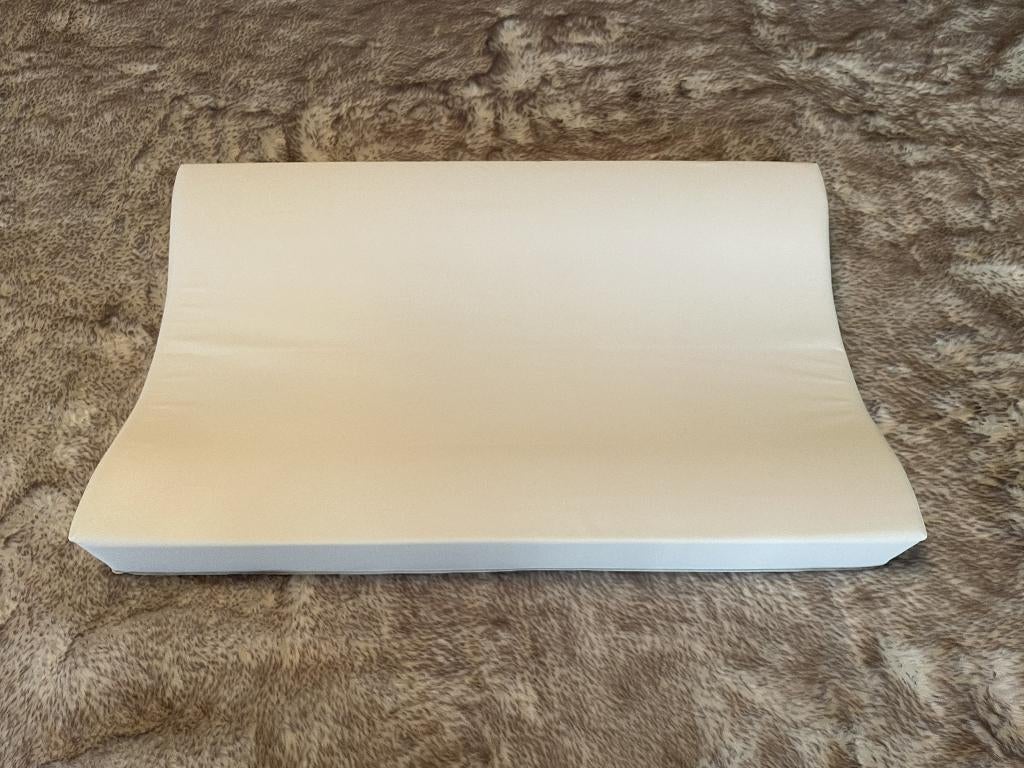 Bébé-Jou Aankleedkussen - 72x44 cm - Wit, Kinderen en Baby's, Badjes en Verzorging, Ophalen of Verzenden, Zo goed als nieuw, Aankleedkussen