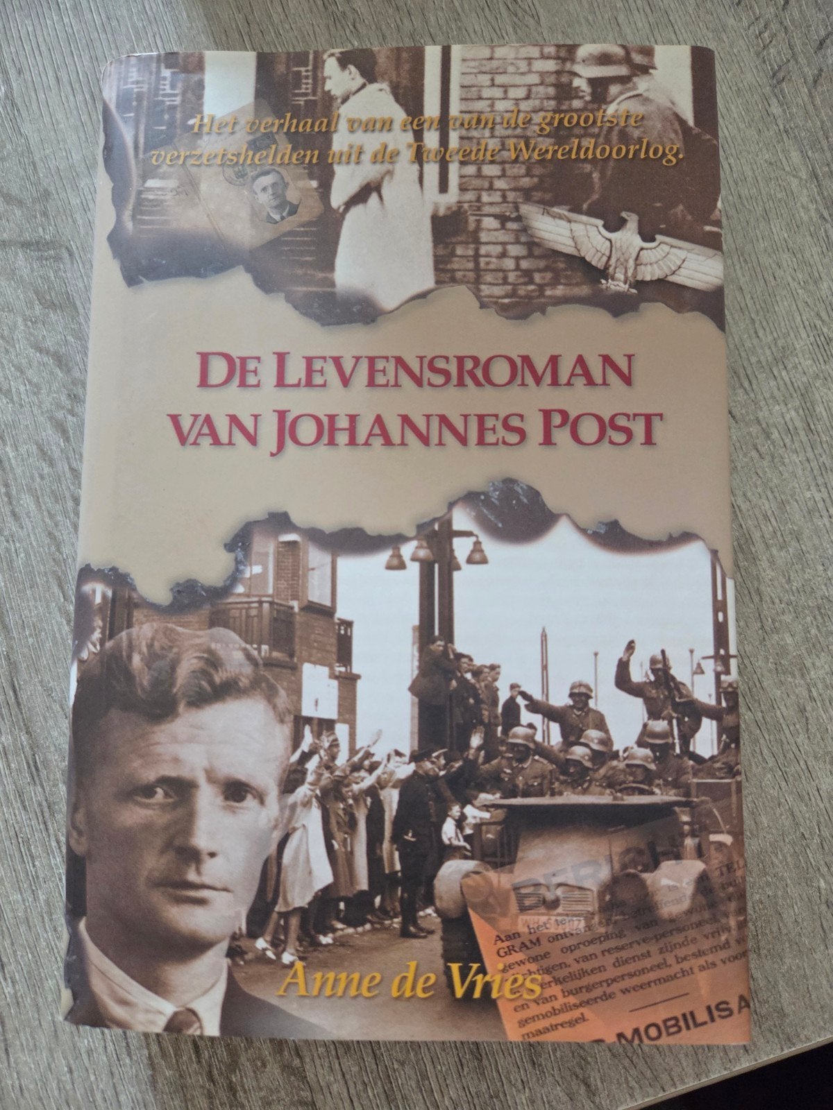 De Levensroman van Johannes Post - Anne de Vries, Ophalen of Verzenden, Overige onderwerpen, Anne de Vries, Tweede Wereldoorlog