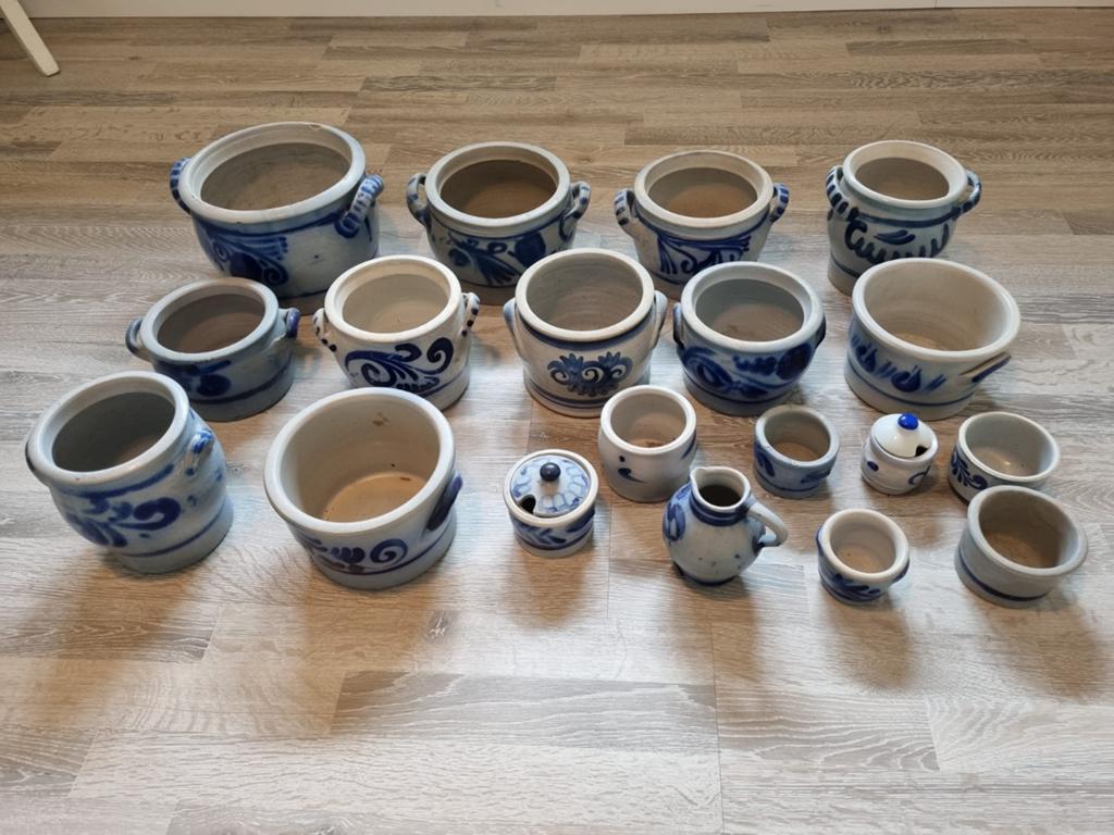 19 stuks Keulse potten en kruiken, 7-18 cm, Ophalen