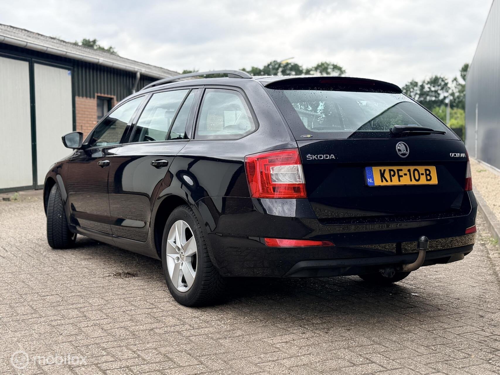 Skoda Octavia Combi 1.0 TSI Greentech Ambition Business, Auto's, Voorwielaandrijving, Gebruikt, Handgeschakeld, Geïmporteerd