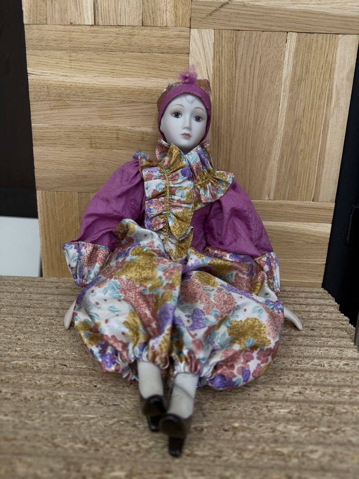 Pierrot pop 36cm porselein gezicht, voeten en handen, Verzamelen, Ophalen, Gebruikt, Pop