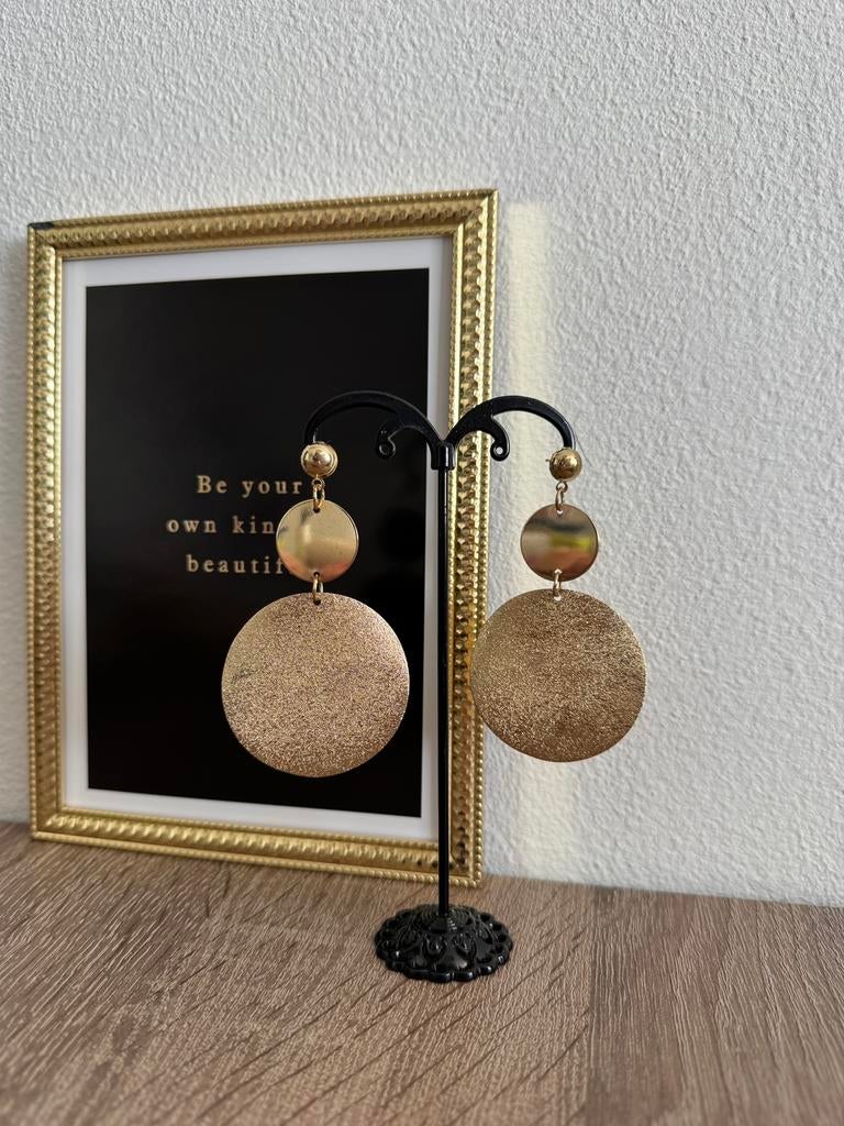 Oorbellen met rondjes - goudkleurig - NIEUW, Overige materialen, Hangers, Nieuw, Ophalen of Verzenden