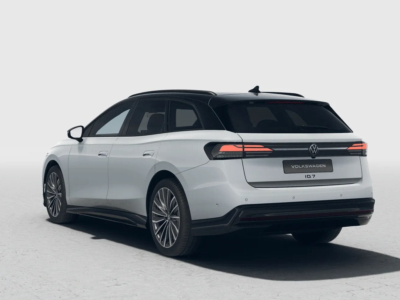 Volkswagen ID.7 Tourer Limited Edition 77 kWh 286 PK | 20" i, Auto's, Automaat, Achterwielaandrijving, Wit, 286 pk