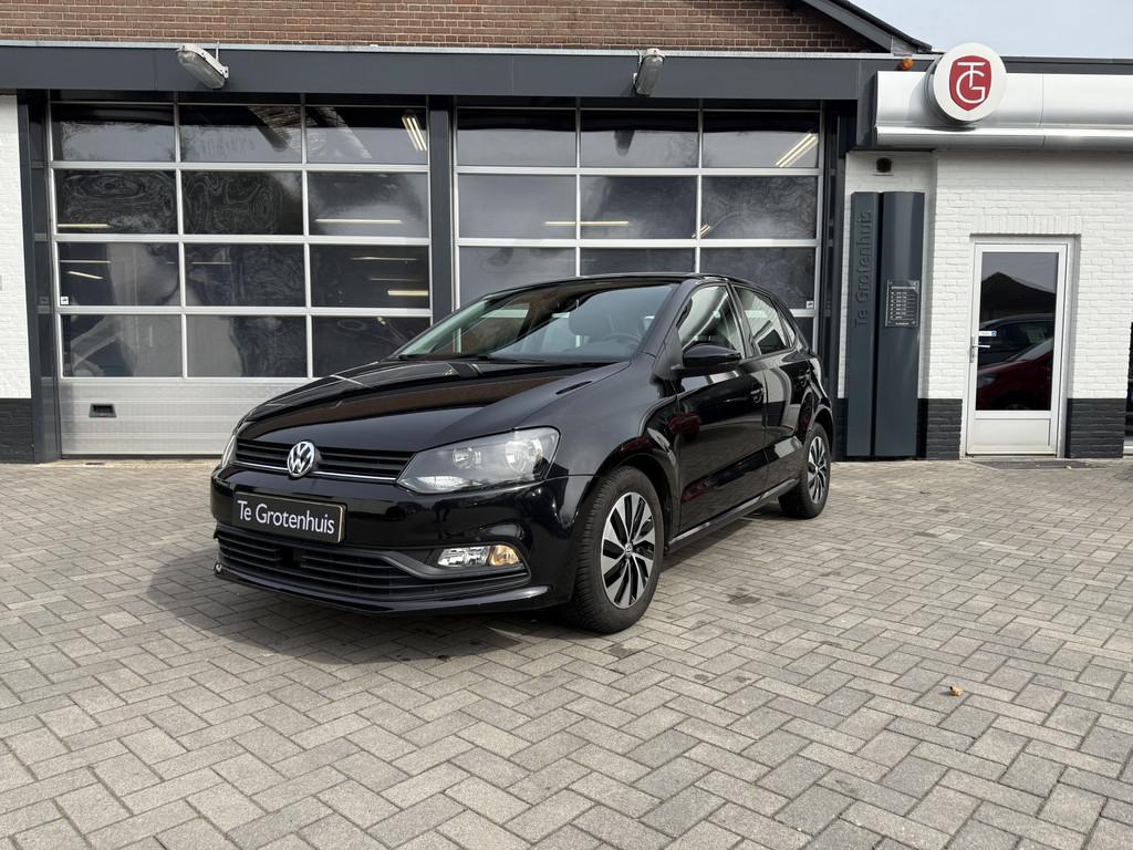Volkswagen Polo 1.2 TSI Comfortline (bj 2017), Stof, 4 cilinders, Zwart, Bedrijf