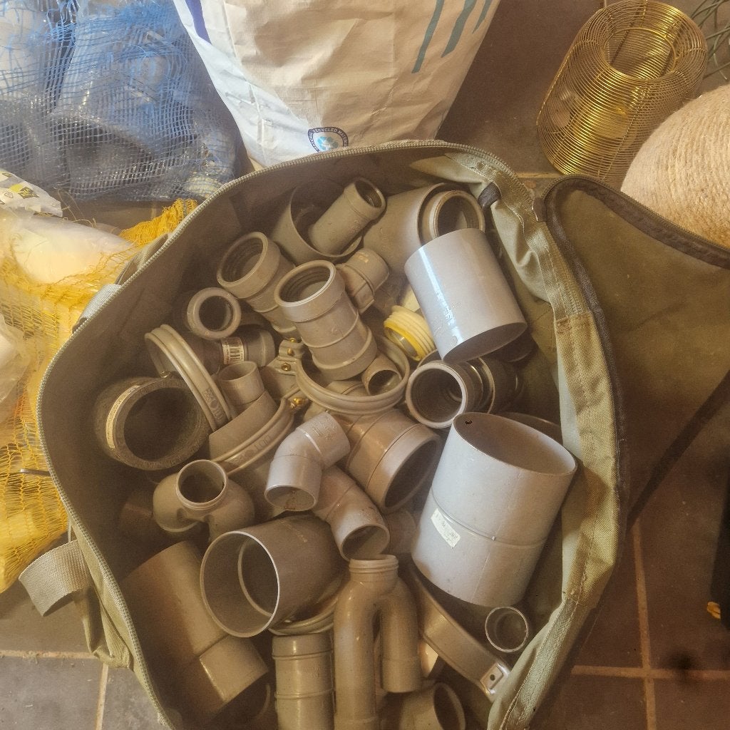 Pvc hulpstukken, Doe-het-zelf en Verbouw, Buizen en Afvoer, Bochten, Pvc, Nieuw, Ophalen of Verzenden