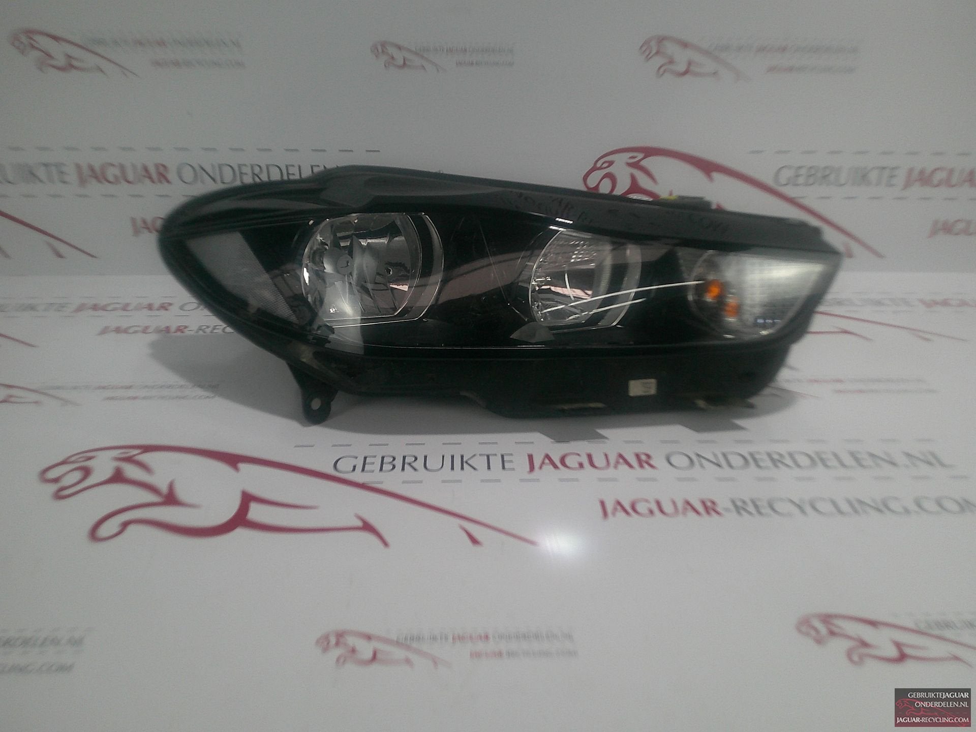 Koplamp rechts Jaguar XE Halogeen 2015-2019 T4A1414, Gebruikt, -, Rechts, Ophalen of Verzenden