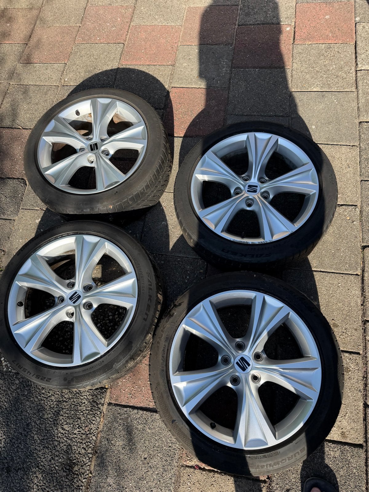Set van 4 SEAT velgen met zomerbanden - 17 inch, Ophalen, Gebruikt, Banden en Velgen, 17 inch