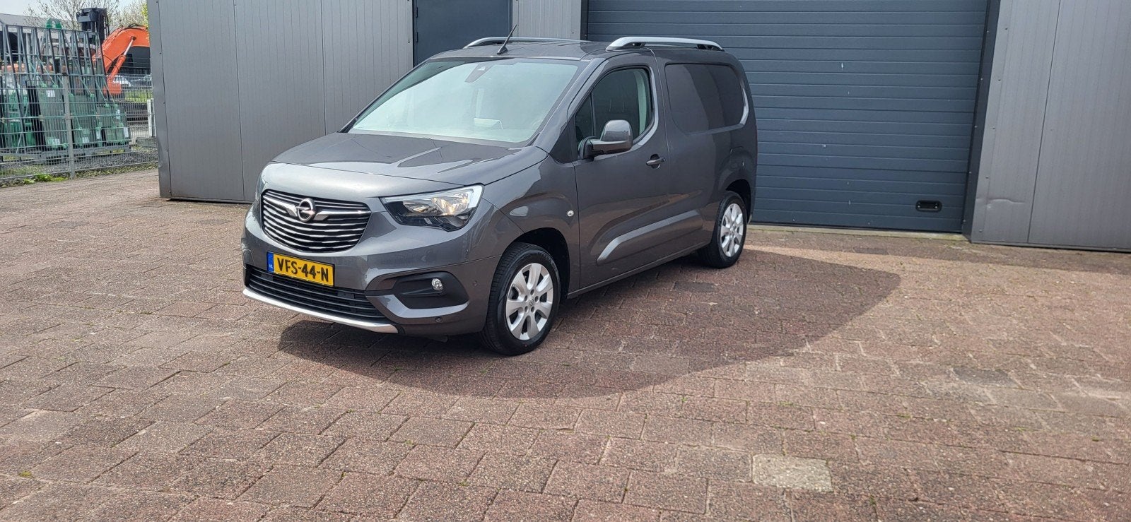 Opel Combo Cargo GB 1.5 Diesel 102pk S/S L1h1 2020 Grijs, Auto's, Voorwielaandrijving, 1295 kg, 4 cilinders, Zilver of Grijs