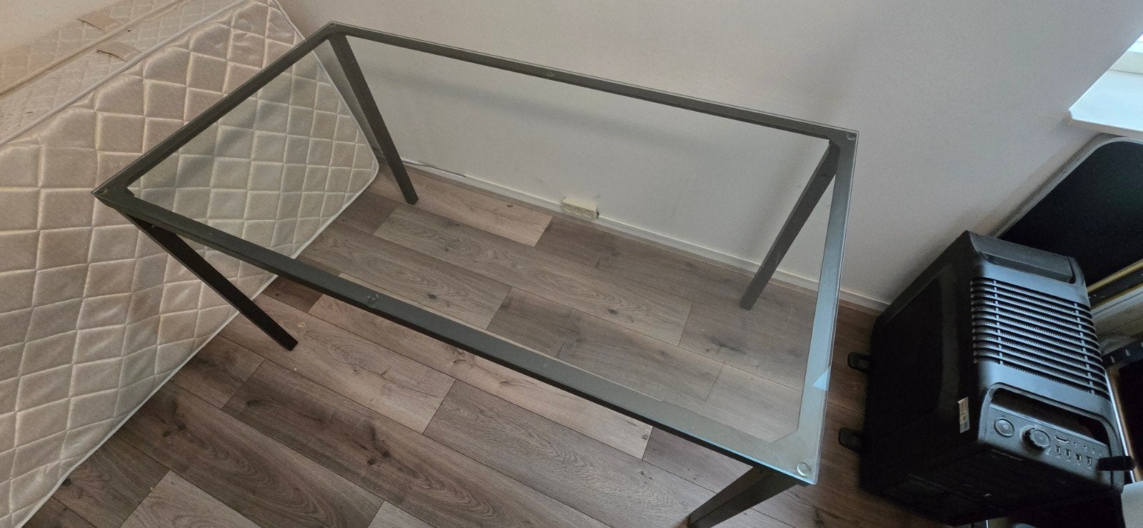 Gratis glazen eettafel met metalen frame (76x78x150cm), Ophalen, Gebruikt, 100 tot 150 cm, 50 tot 100 cm