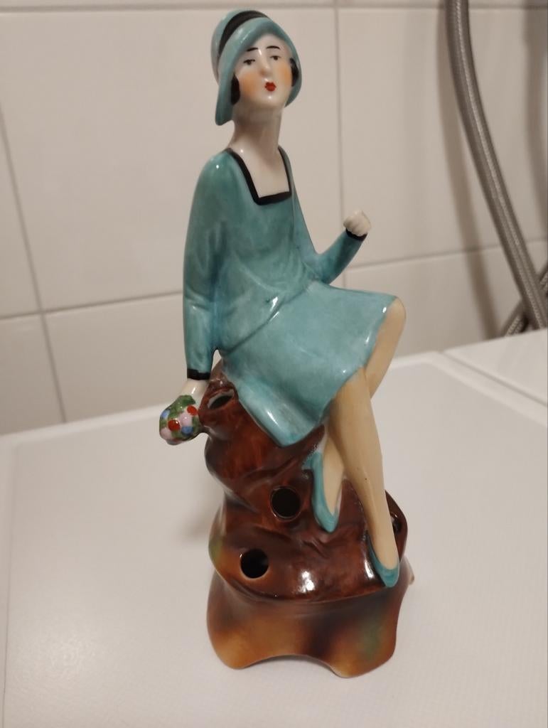 Antiek Art Deco porseleinen flapper girl hoedenpen houder, Ophalen of Verzenden