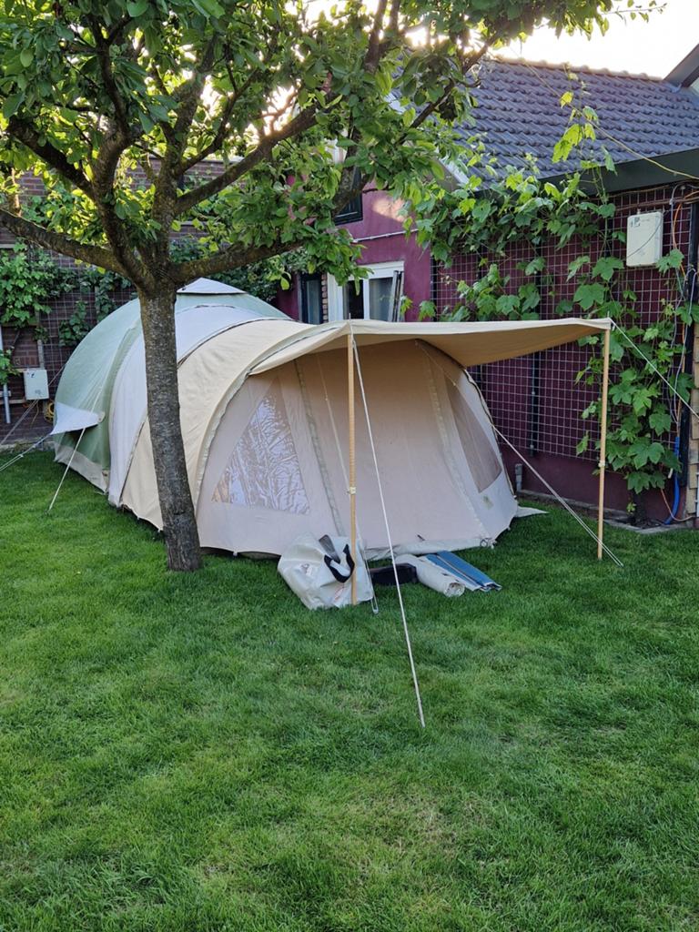 Karsten 240 Tent met verlengde luifel en zonne luifel ingang, Caravans en Kamperen, Ophalen, Gebruikt