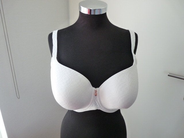   Witte voorgevormde bh in hartvorm. mt 85F primadonna twist, Prima Donna, Ophalen of Verzenden, Wit, BH