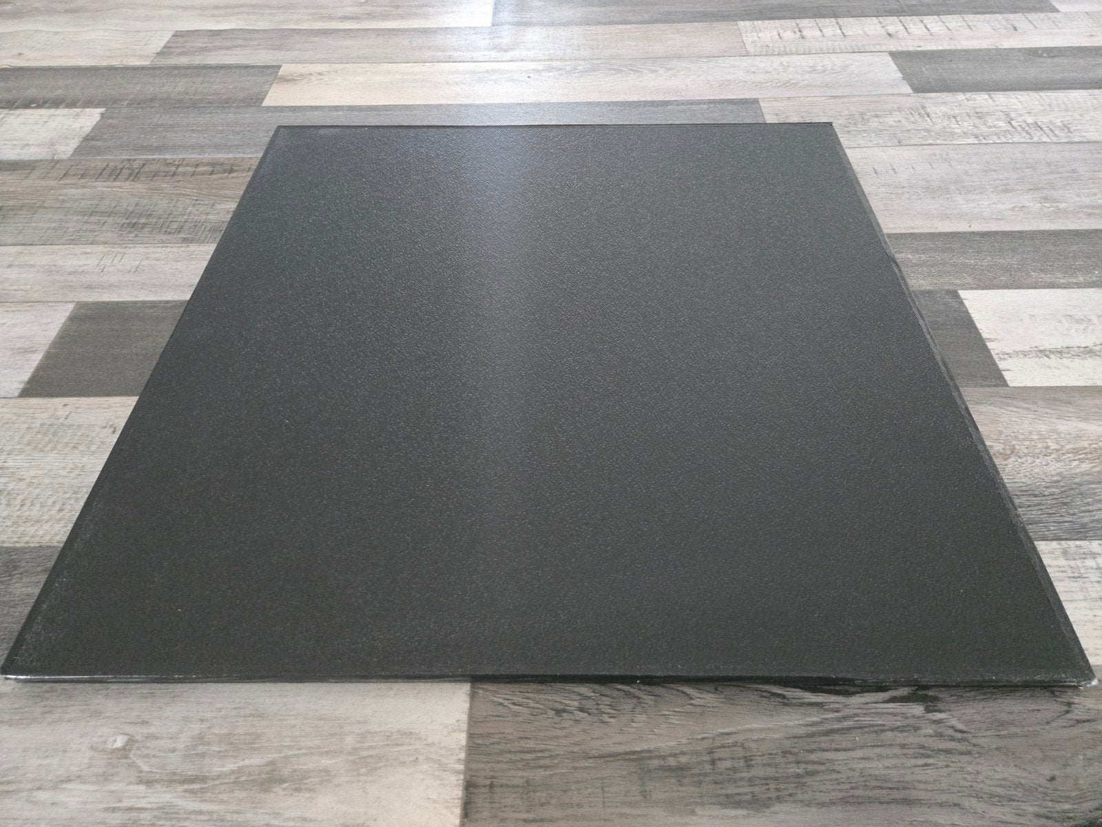 50x Zwarte Plafondplaten 600x600x8mm met Alu Backing, Ophalen