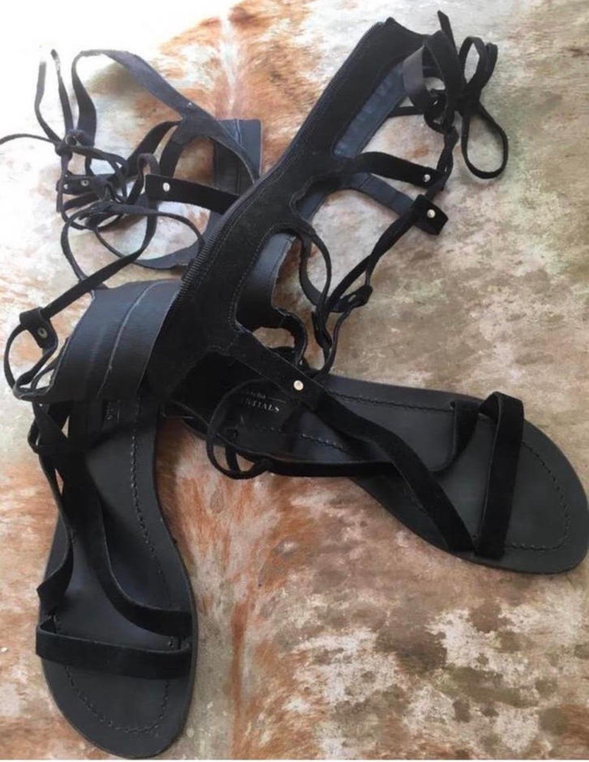Elegante Essentials Romeinse leren suede hoge sandalen m. 39, Kleding | Dames, Zwart, Zo goed als nieuw, Sandalen of Muiltjes