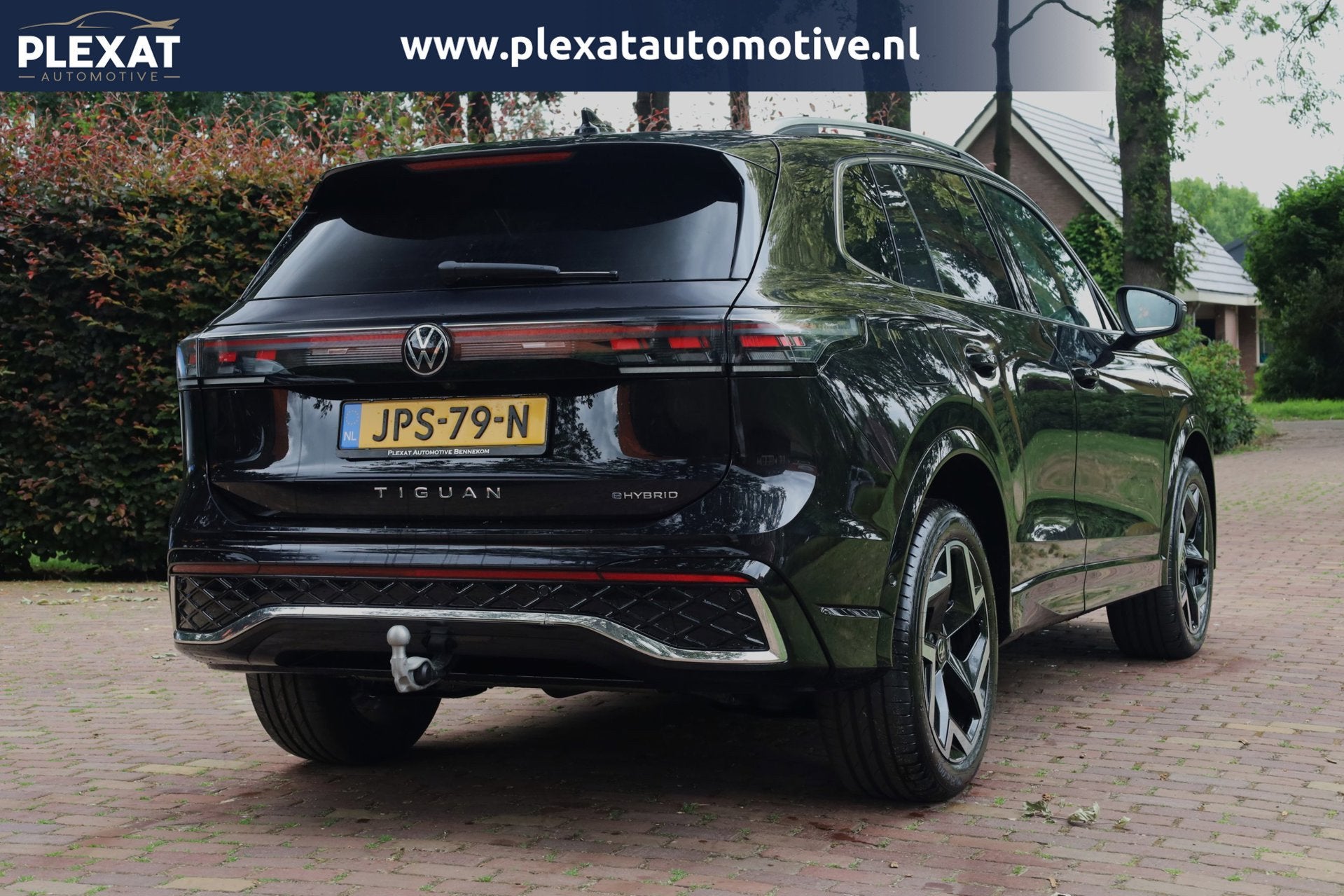 Volkswagen Tiguan 1.5 eHybrid R-Line Business Aut. | 2x R-Li, Auto's, 4 cilinders, 2000 kg, Leder en Stof, Zwart