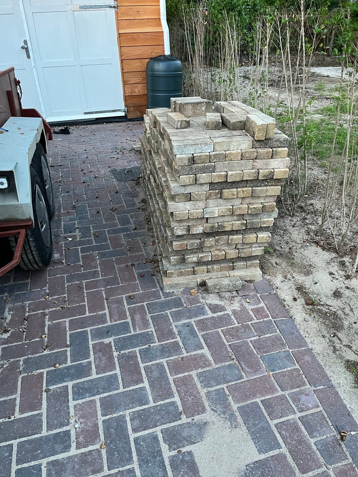 Betonnen Waalformaat Stenen 20x5x8 cm - 10m2 + Halve Stenen, Tuin en Terras, Ophalen, Gebruikt, Beton, Klinkers