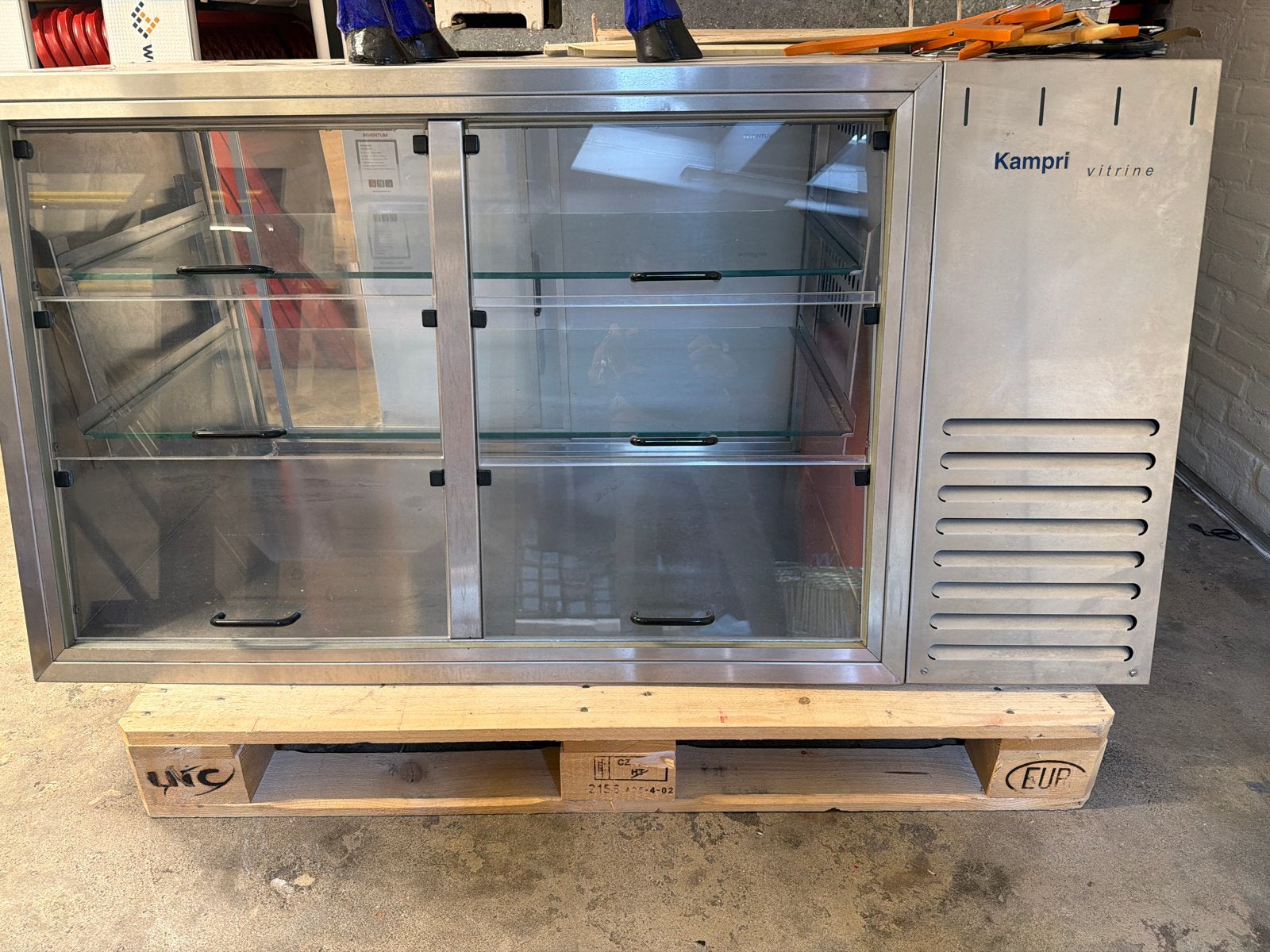 Kampri Vitrine Koelkast - Perfect voor Horeca, Ophalen of Verzenden, Gebruikt, Barinrichting