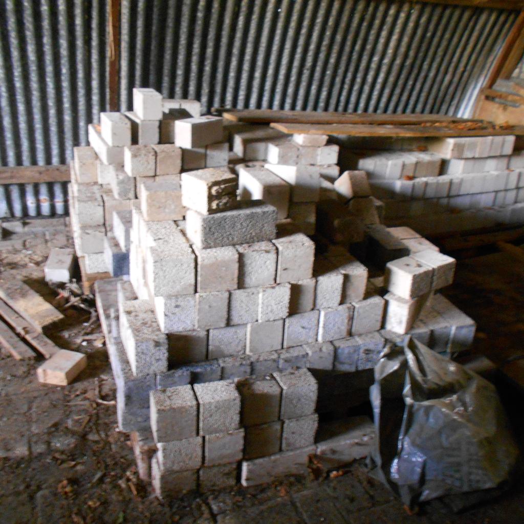 MBI STENEN, Doe-het-zelf en Verbouw, Metselstenen, Nieuw, Beton, Ophalen