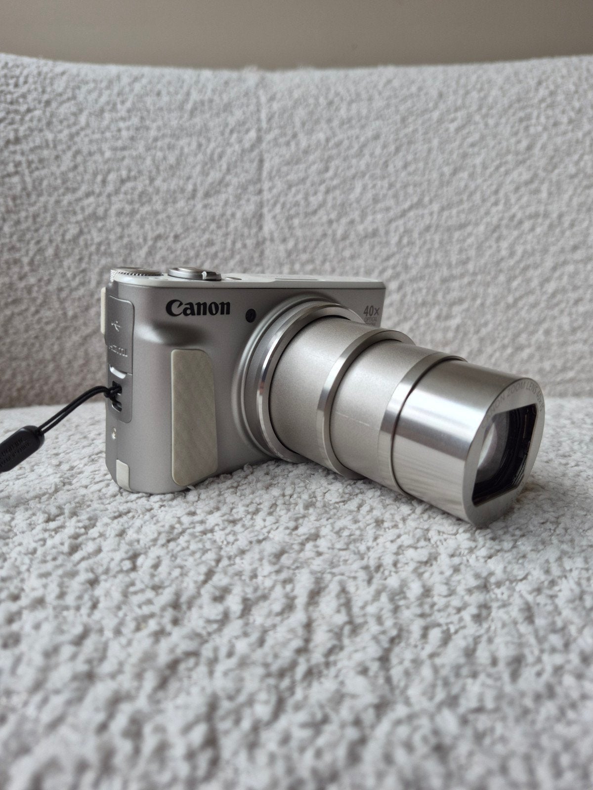 Canon PowerShot SX730 HS Compactcamera met 40x Zoom, Audio, Tv en Foto, Fotocamera's Digitaal, Cameratas, Kantelbaar/draaibaar scherm