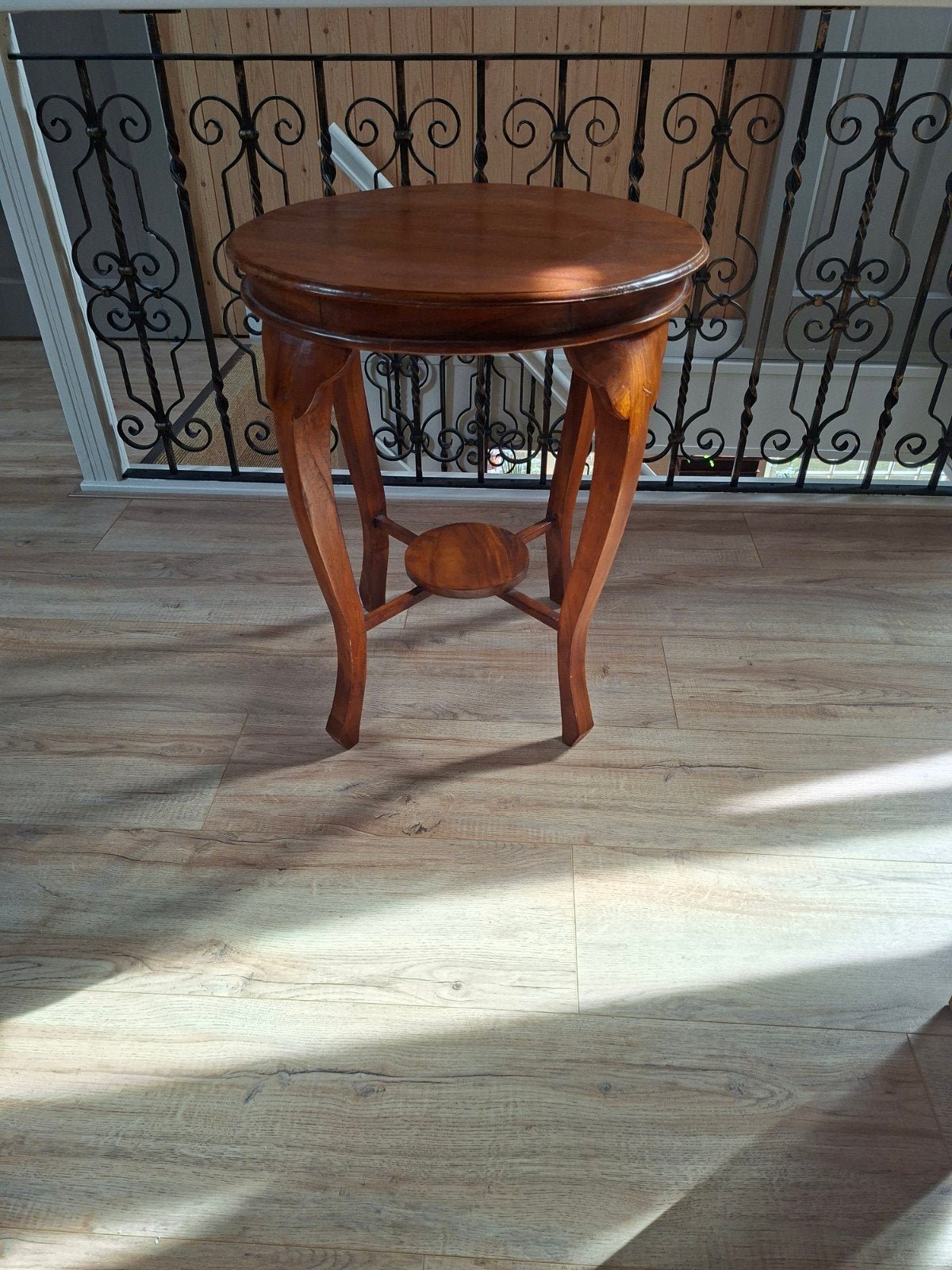 Antieke houten bijzettafel - Rond, Ophalen