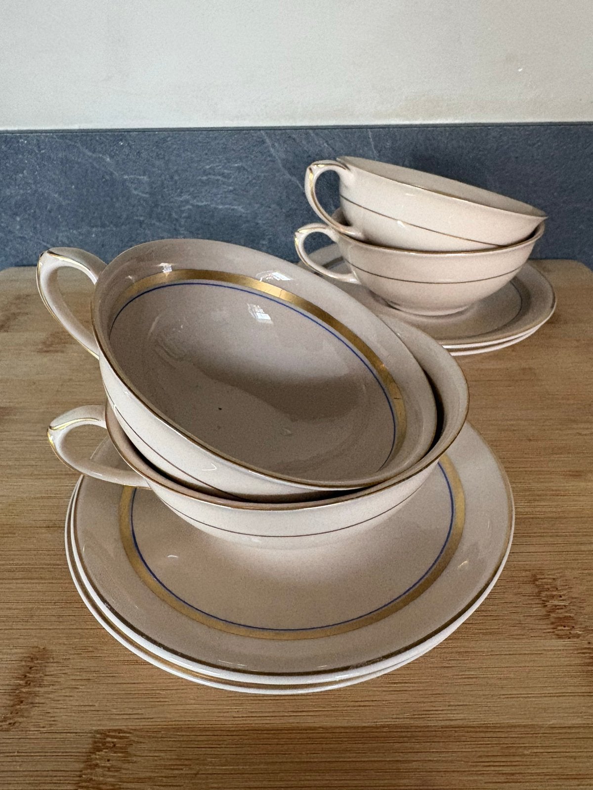 4 kopjes & schotels Cervus Porcella servies creme, Ophalen of Verzenden