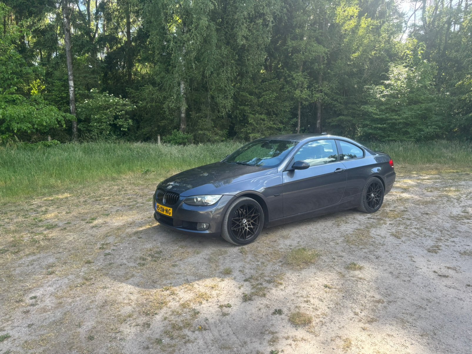 BMW 3-Serie 2.0 I 320 Coupe 2007 Grijs, Achterwielaandrijving, 1995 cc, Zwart, 4 cilinders