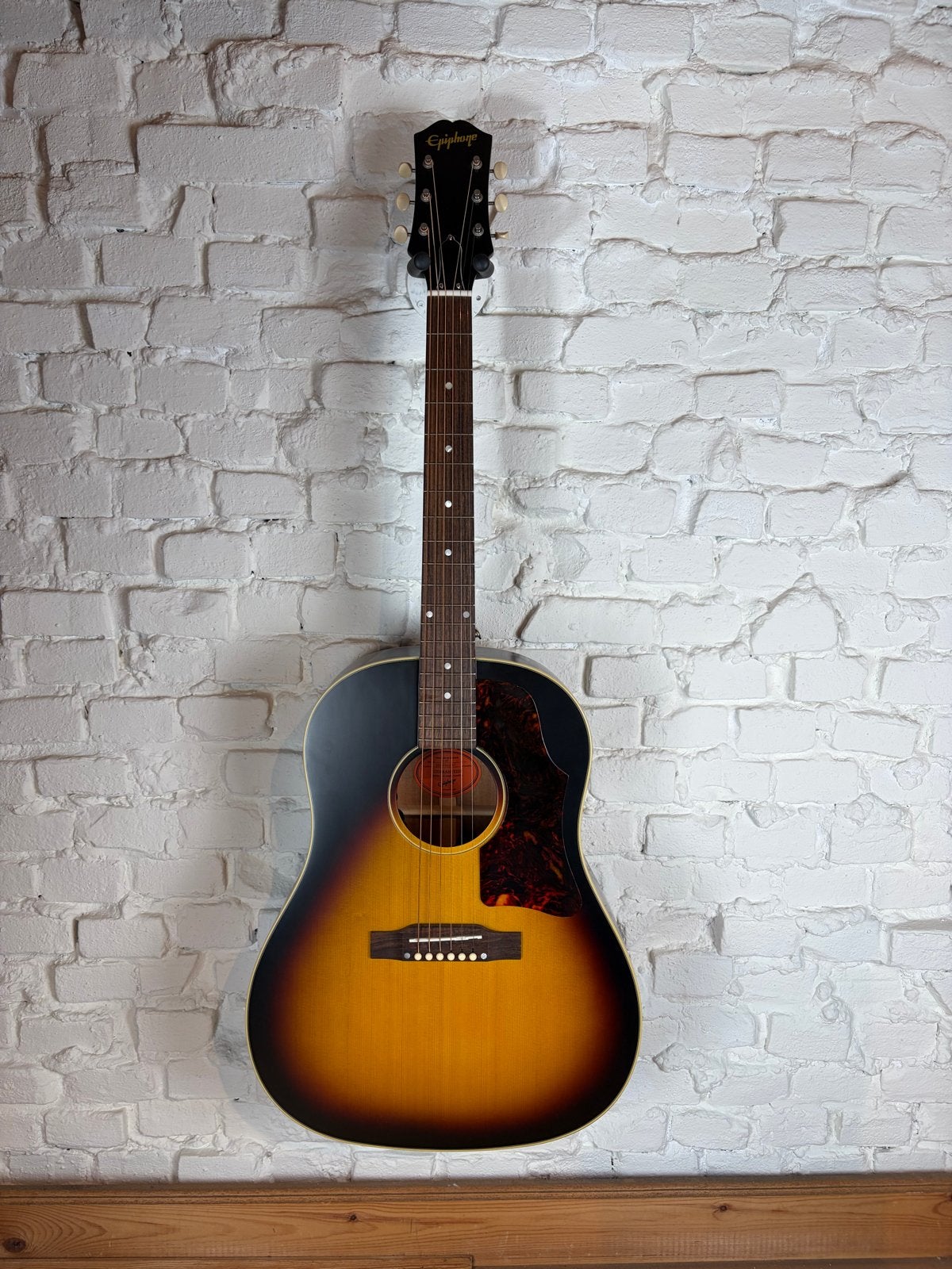 Epiphone Inspired by Gibson J-45 akoestische gitaar, Met (piezo-)element, Nieuw, Ophalen of Verzenden, E