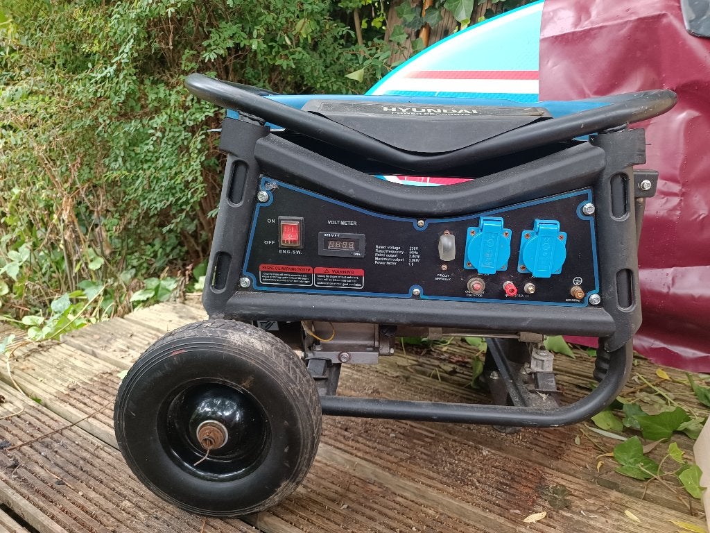 aggregaat, Ophalen, Zo goed als nieuw, Minder dan 5 kVA, Benzine