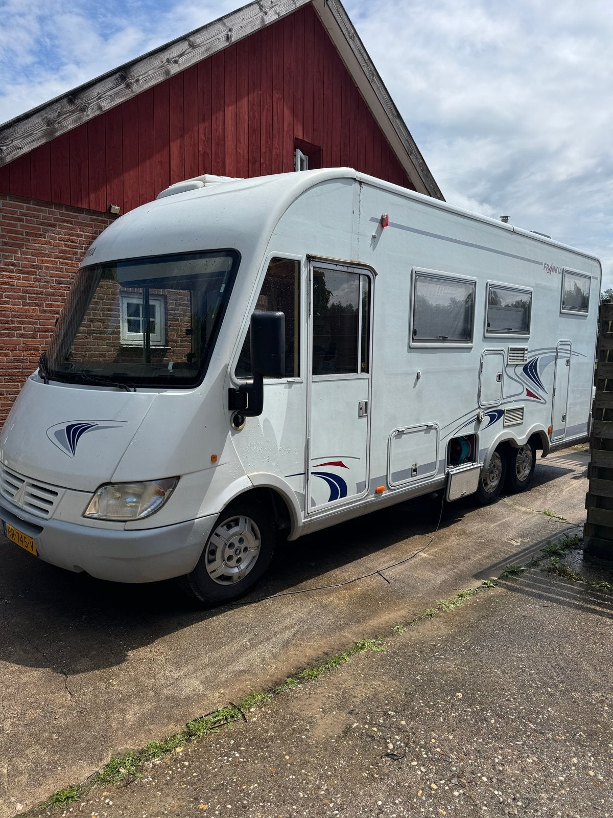 Caravans And Camping Frankia