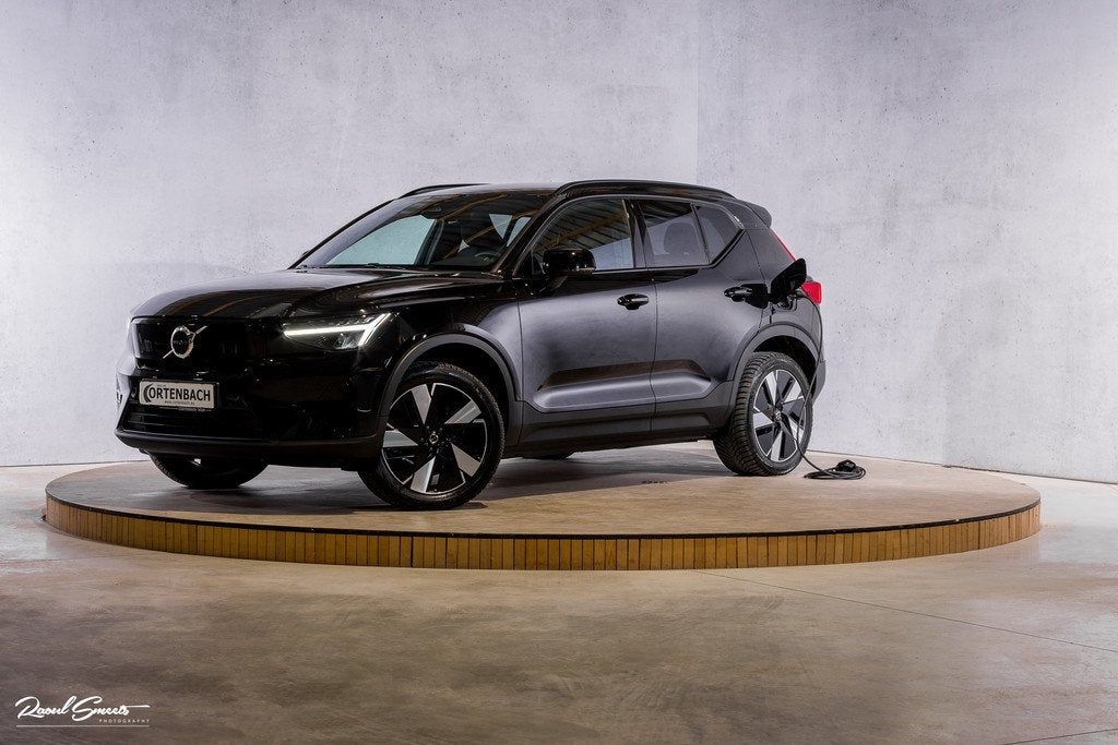 Volvo XC40 Recharge Twin Plus 82 kWh Extended Range | Adapti, Auto's, Volvo, 12 maanden, Stof, Zwart, 534 km