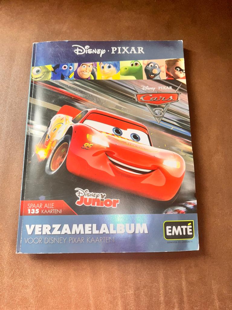 Disney EMTE boek (bijna compleet), Ophalen of Verzenden, Zo goed als nieuw