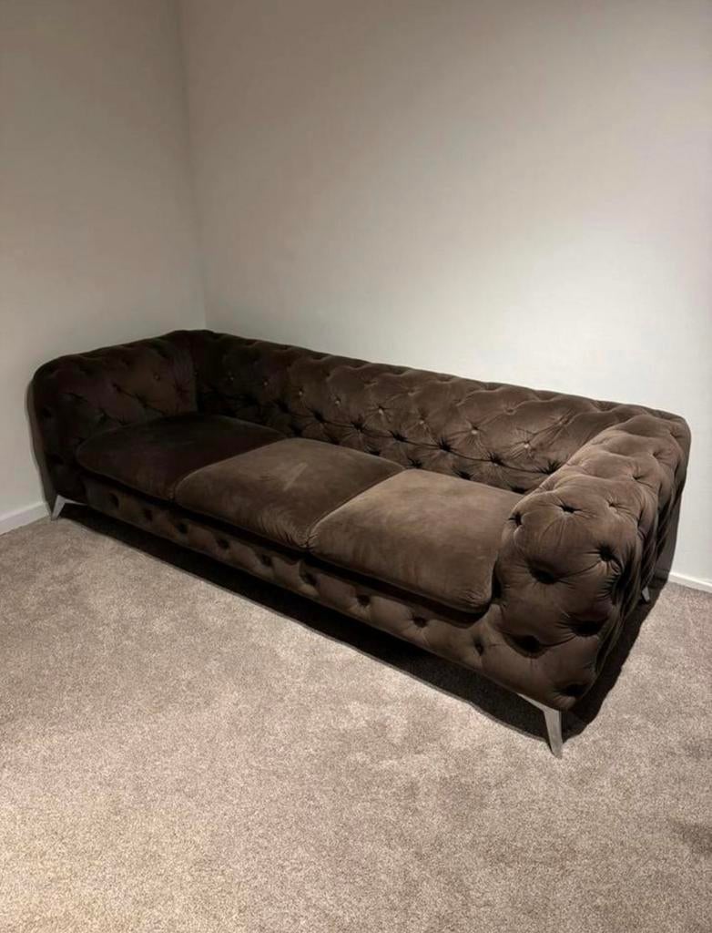 Luxe Chesterfield bank velvet/bruin – zeer nette staat, Huis en Inrichting, Banken | Sofa's en Chaises Longues, Ophalen of Verzenden