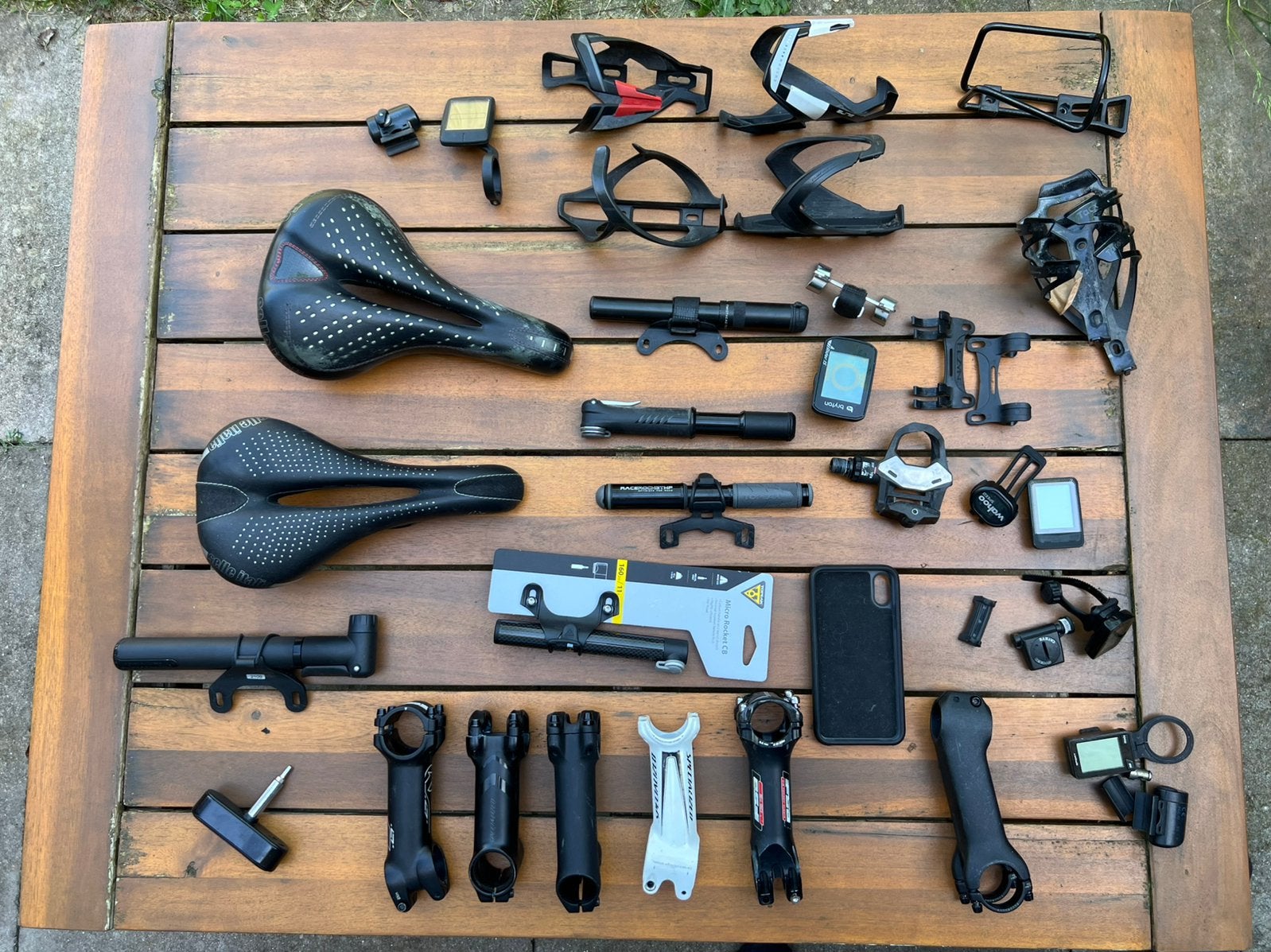 Verzameling racefiets spullen zadels, stuurpennen etc, Ophalen of Verzenden, Zo goed als nieuw, Stadsfiets, Carbon