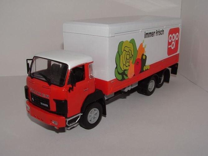 Saurer D 330 koelwagen Coop 1978 Altaya 1:43, Ophalen of Verzenden, Nieuw, Bus of Vrachtwagen, Overige merken