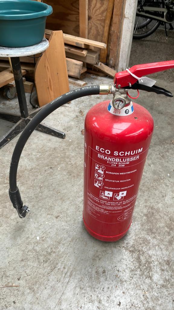 Schuimblusser 6 l, Huis en Inrichting, Brandblussers en Brandkasten, Ophalen of Verzenden, Zo goed als nieuw