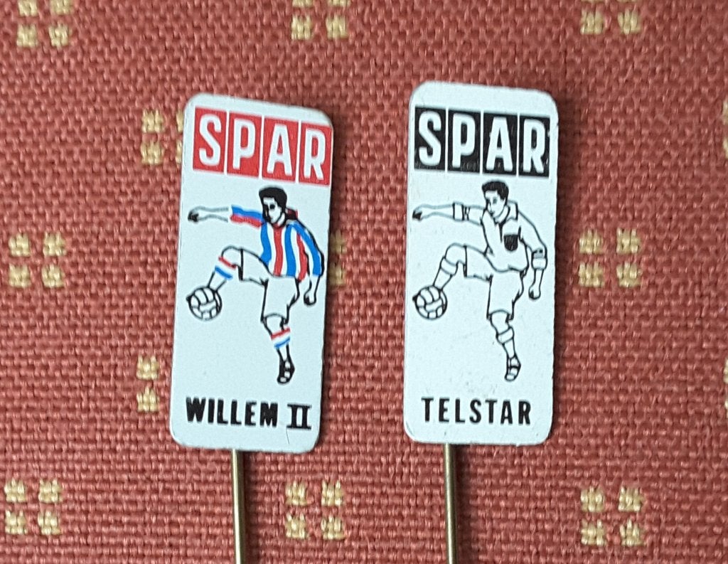q Willem II - Telstar 1 - 3. Waar het allemaal mee begon!, Verzamelen, Speldjes, Pins en Buttons, Verzenden, Zo goed als nieuw